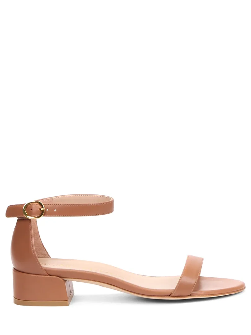 Босоножки кожаные Nudistjune STUART WEITZMAN фото 1