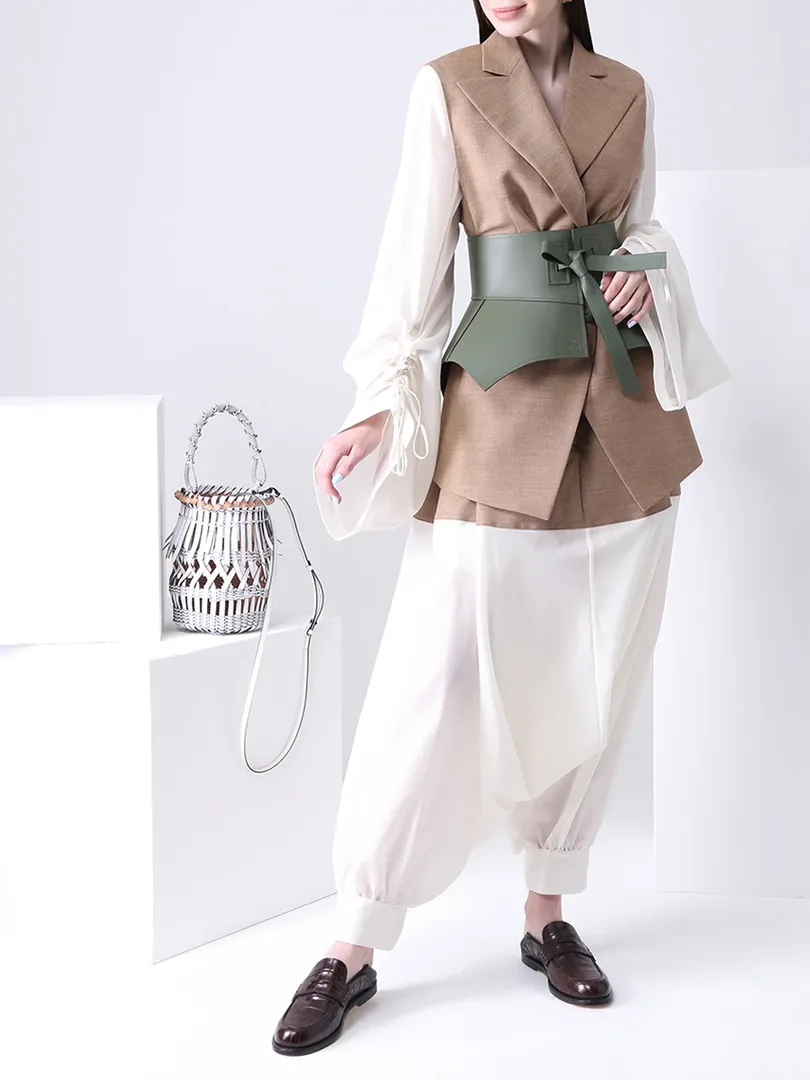 Пояс кожаный LOEWE